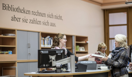 Ausleihe in Bibliotheken (Bild: Stadtbibliothek Rostock)